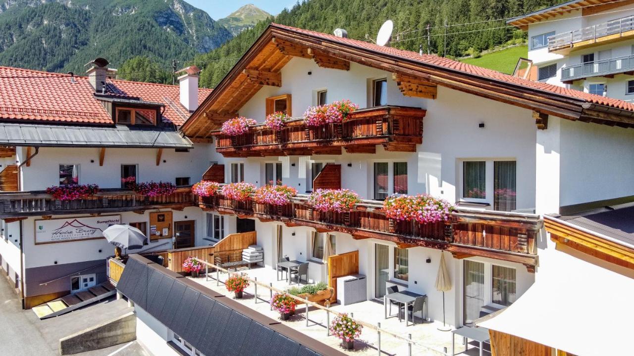 Alpen Gasthof Apartments Hohe Burg Trins Buitenkant foto